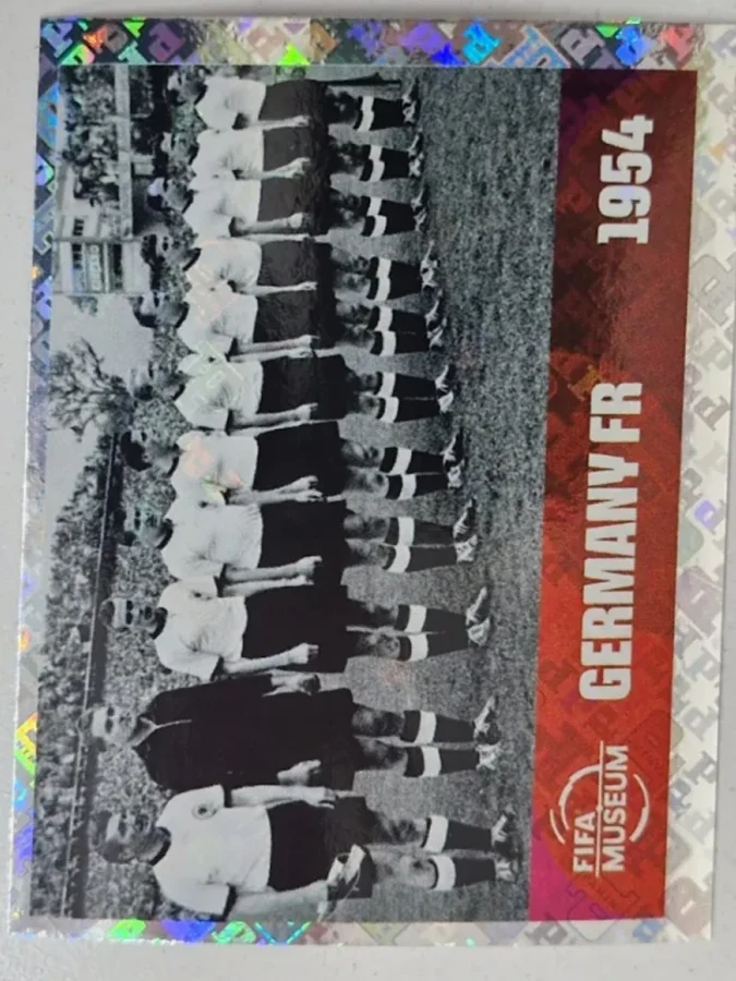 Figurita FWC-11 Alemania Occidental 1954 (foto histórica) Mundial 2026